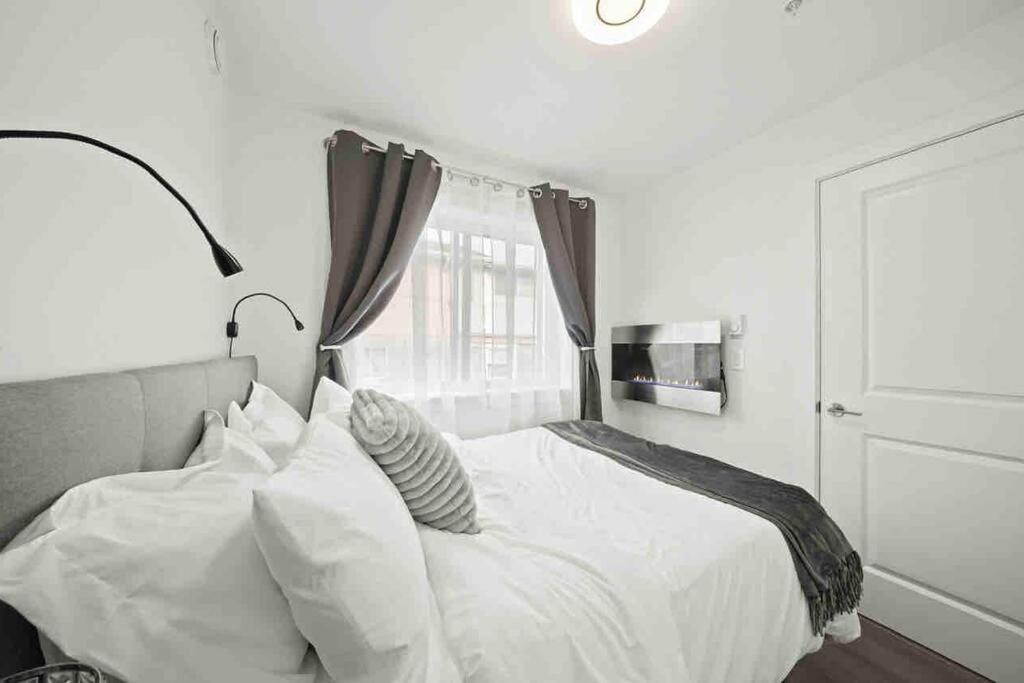 Entire New Cozy And Modern 2-Storey House Vancouver Zewnętrze zdjęcie